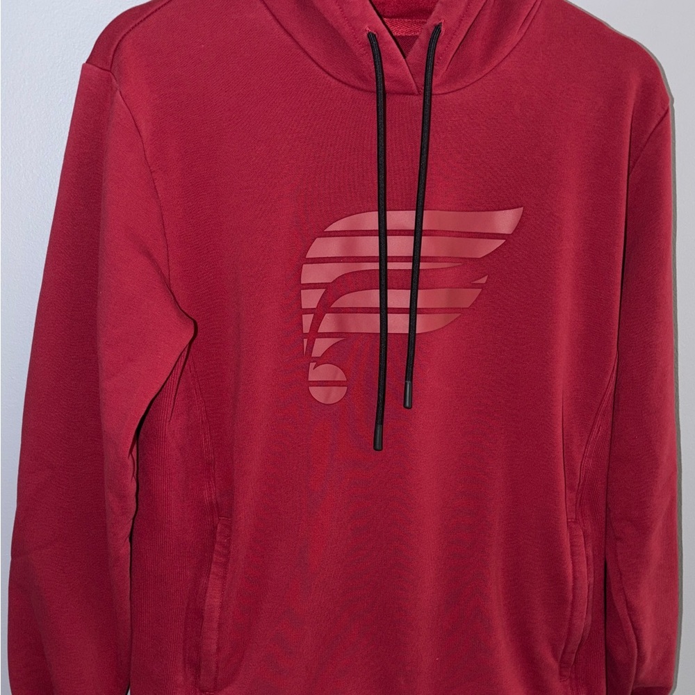 Fabletics Crimson Pullover Hoodie with Wing Graphic